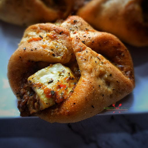 Veg and non veg zingi parcel-https://s3.ap-south-1.amazonaws.com/prod-media-vyaparify-com/vcards/products/233578/product_1747369830_6826bf66e2665.png Image