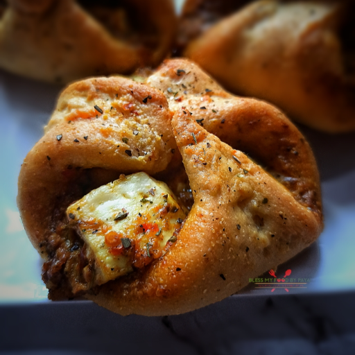 Veg and non veg zingi parcel-https://s3.ap-south-1.amazonaws.com/prod-media-vyaparify-com/vcards/products/233582/product_1747370456_6826c1d822490.png Image