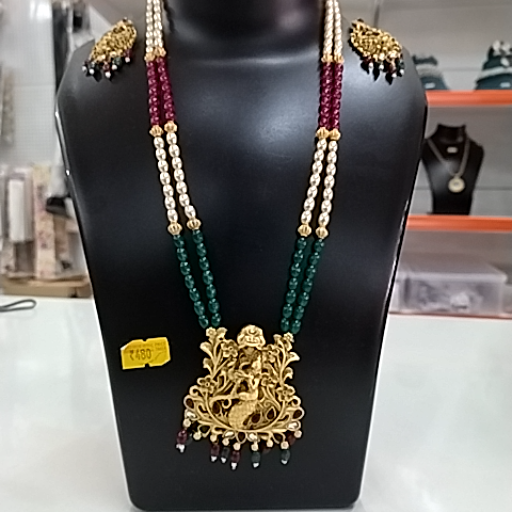 Artificial jewellery-https://s3.ap-south-1.amazonaws.com/prod-media-vyaparify-com/vcards/products/310243/product_1752927157_687b8bb578cb2.png Image