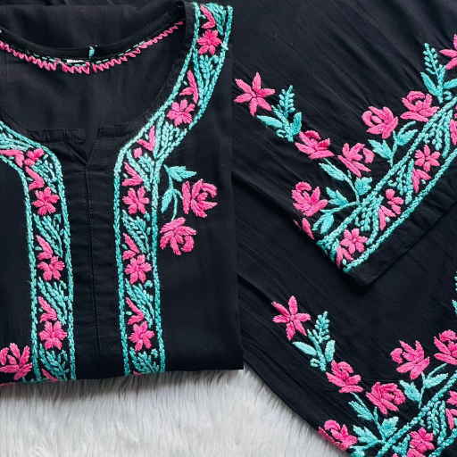 PREMIUM QUALITY MODAL DUEL SHADE THREAD WORK KURTIES.-https://s3.ap-south-1.amazonaws.com/prod-media-vyaparify-com/vcards/products/362878/product_1758686361_68d36c99881ba.png Image