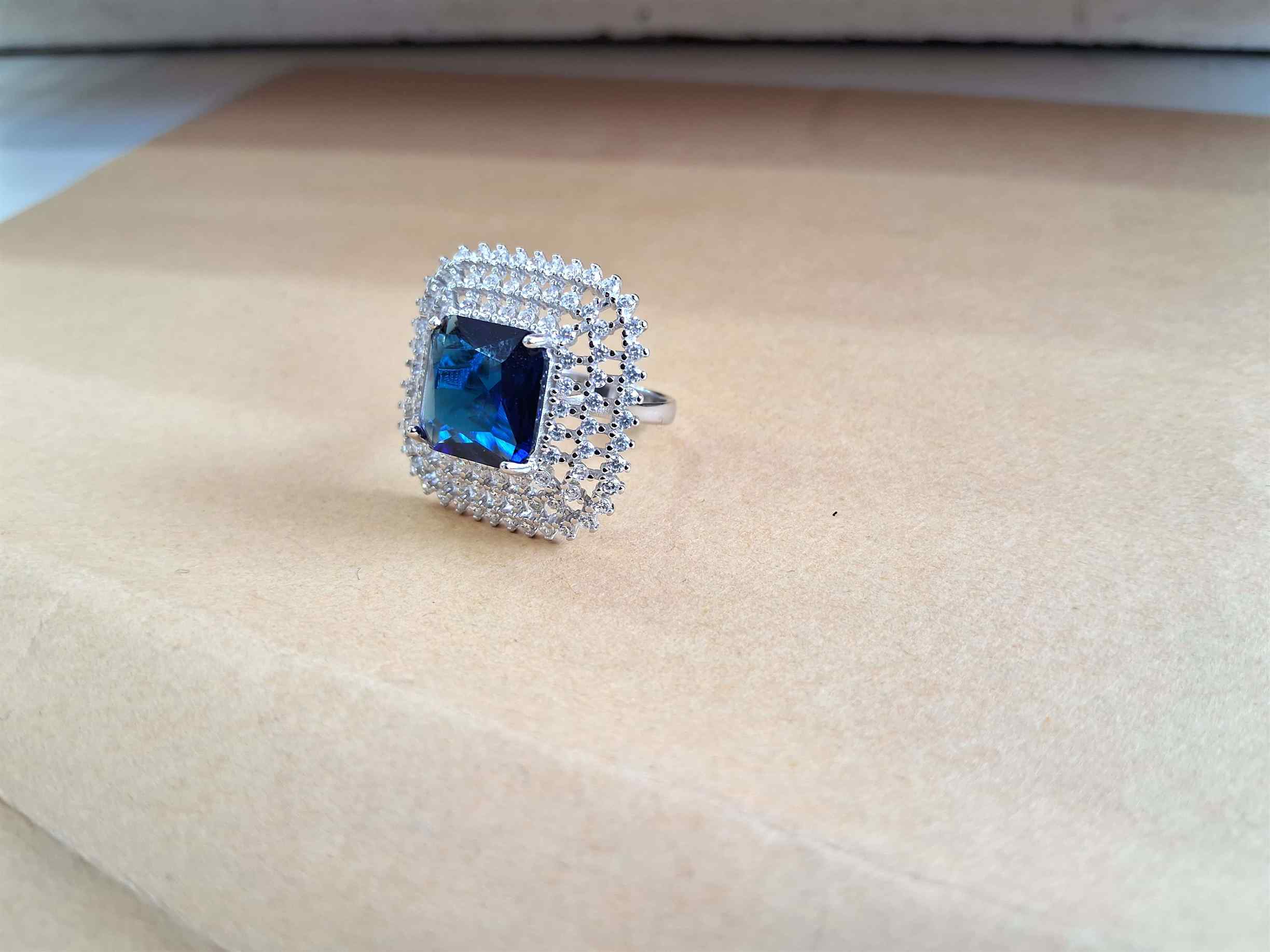 Silver Cocktail Ring-https://s3.ap-south-1.amazonaws.com/prod-media-vyaparify-com/vcards/products/36537/Silver-Cocktail-Ring.jpg Image