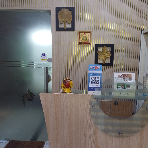 Pedicure-https://s3.ap-south-1.amazonaws.com/prod-media-vyaparify-com/vcards/products/367778/product_1759215717_68db80652b97e.png Image