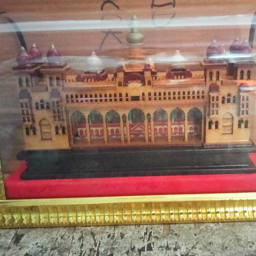  Mysore palace BALAJI HANDICRAFTS NO 533, DHANVANTHRI  ROAD DEVARAJA  MOHALLA MYSORE