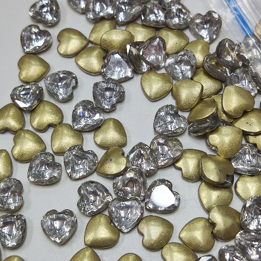 Heart Shape Foil Polki-https://s3.ap-south-1.amazonaws.com/prod-media-vyaparify-com/vcards/products/369884/product_1759480317_68df89fdbe4b2.png Image