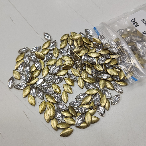 Marquise shape Foil Polki-https://s3.ap-south-1.amazonaws.com/prod-media-vyaparify-com/vcards/products/379871/product_1760166878_68ea03de6cb25.png Image