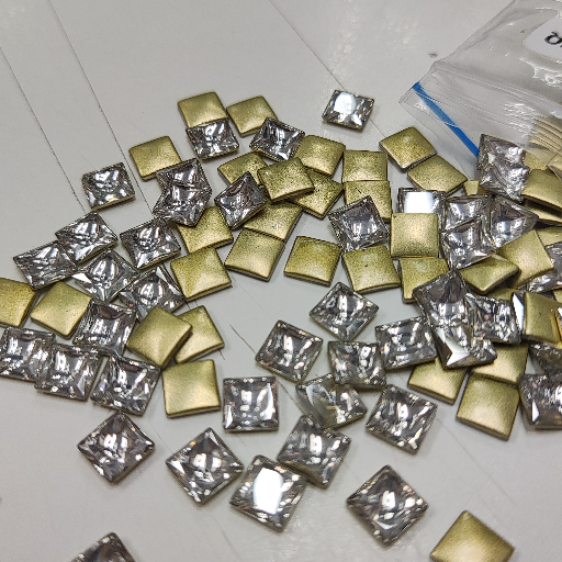 Square Shape Foil Polki-https://s3.ap-south-1.amazonaws.com/prod-media-vyaparify-com/vcards/products/379878/product_1760167188_68ea0514e4daa.png Image