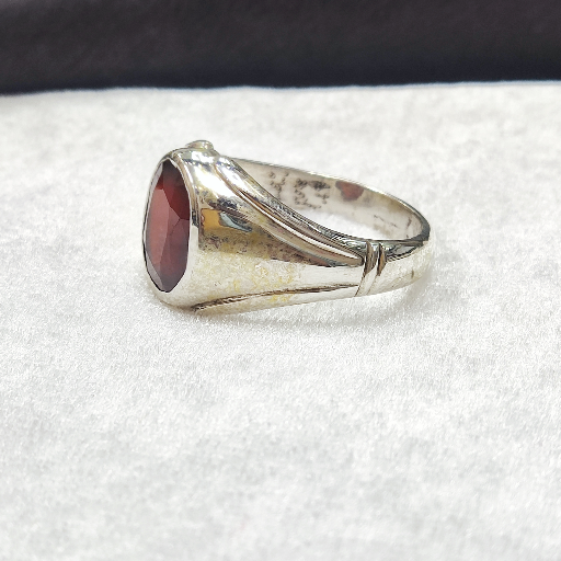 Hessonite (Gomed) Sterling Silver Ring-https://s3.ap-south-1.amazonaws.com/prod-media-vyaparify-com/vcards/products/379912/product_1760169039_68ea0c4f9dc47.png Image
