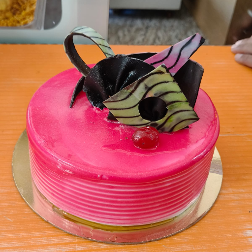  1kg straberry cake SLR BANGLORE BAKERY 20 74 A NAWABPET ROAD KONDURGU  LANDMARK Dhanalakshmi Juylri Opposite