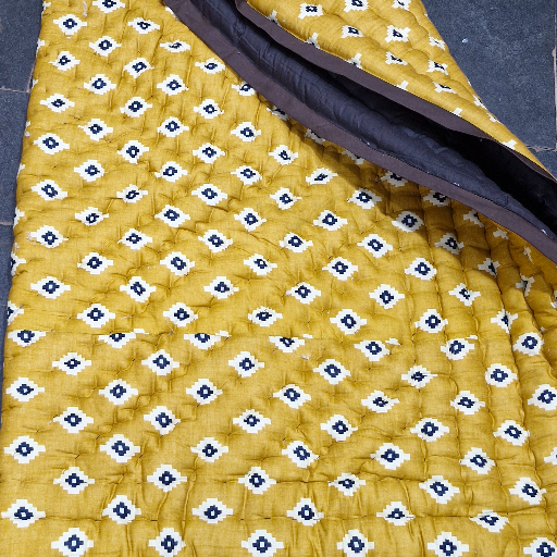 Rajai 90/100 cotton-https://s3.ap-south-1.amazonaws.com/prod-media-vyaparify-com/vcards/products/426242/product_1764001869_6924884d42e9a.png Image