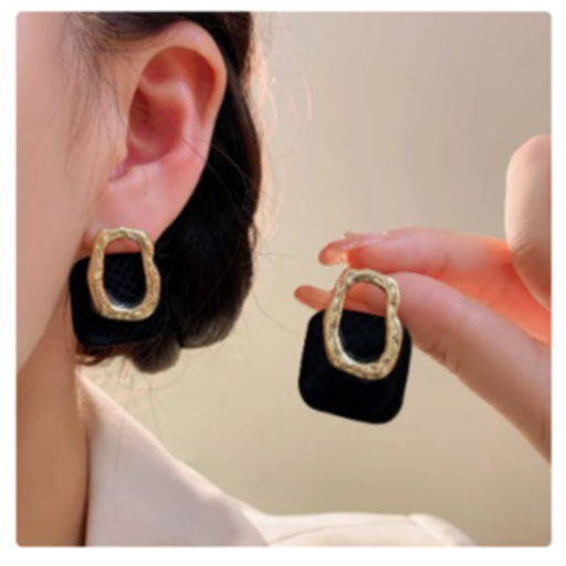 Chanel Style Metal earring - Formal wear-https://s3.ap-south-1.amazonaws.com/prod-media-vyaparify-com/vcards/products/434054/product_1764596491_692d9b0be18e5.png Image