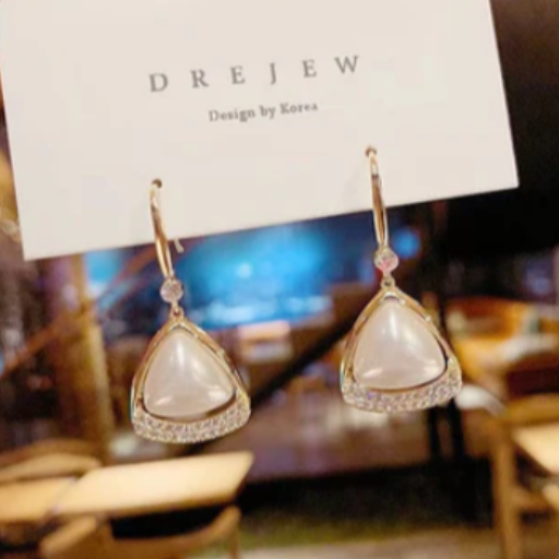 Winter Combo  5 earrings for 999-https://s3.ap-south-1.amazonaws.com/prod-media-vyaparify-com/vcards/products/435978/product_1764692398_692f11ae9eccd.png Image