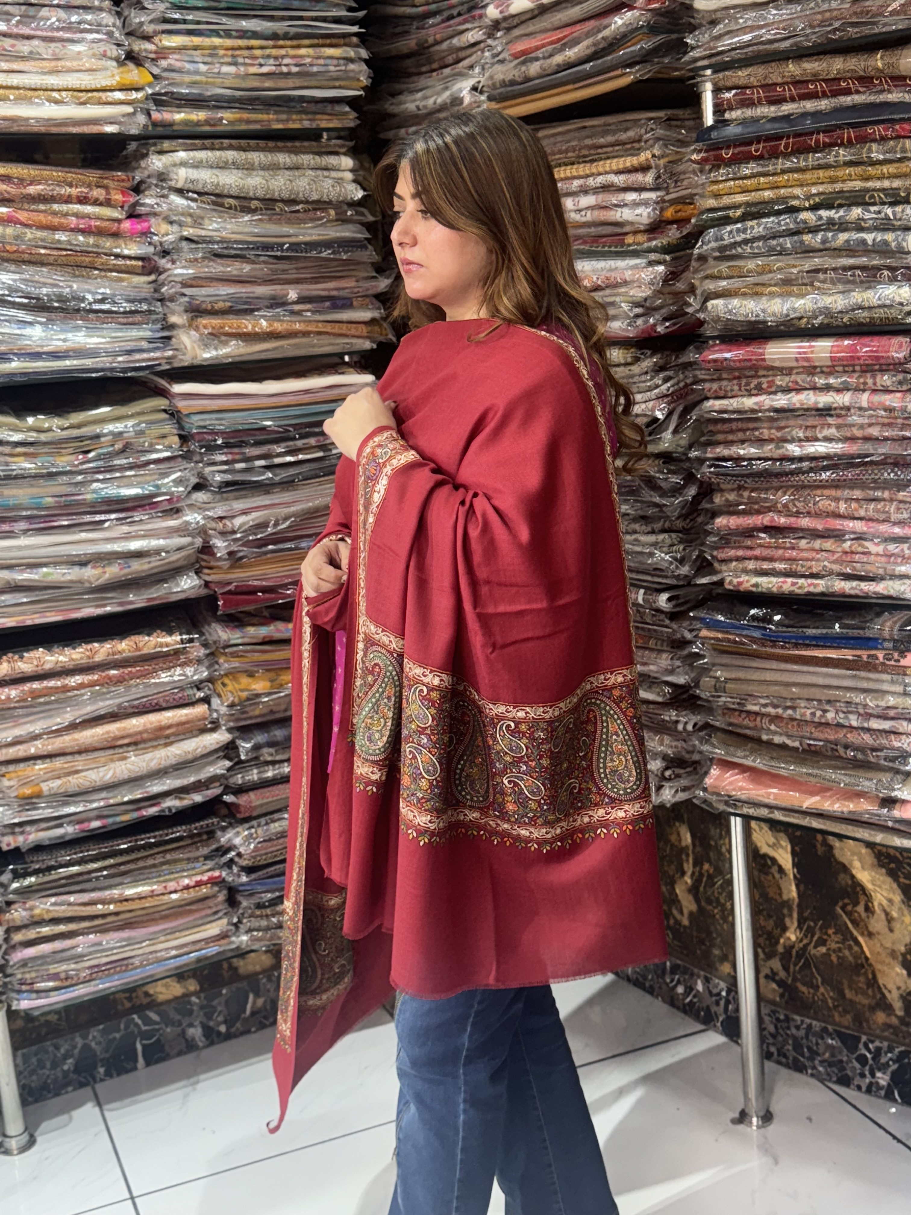 Paldar  shawl-https://s3.ap-south-1.amazonaws.com/prod-media-vyaparify-com/vcards/products/63593/IMG_3028.jpeg Image