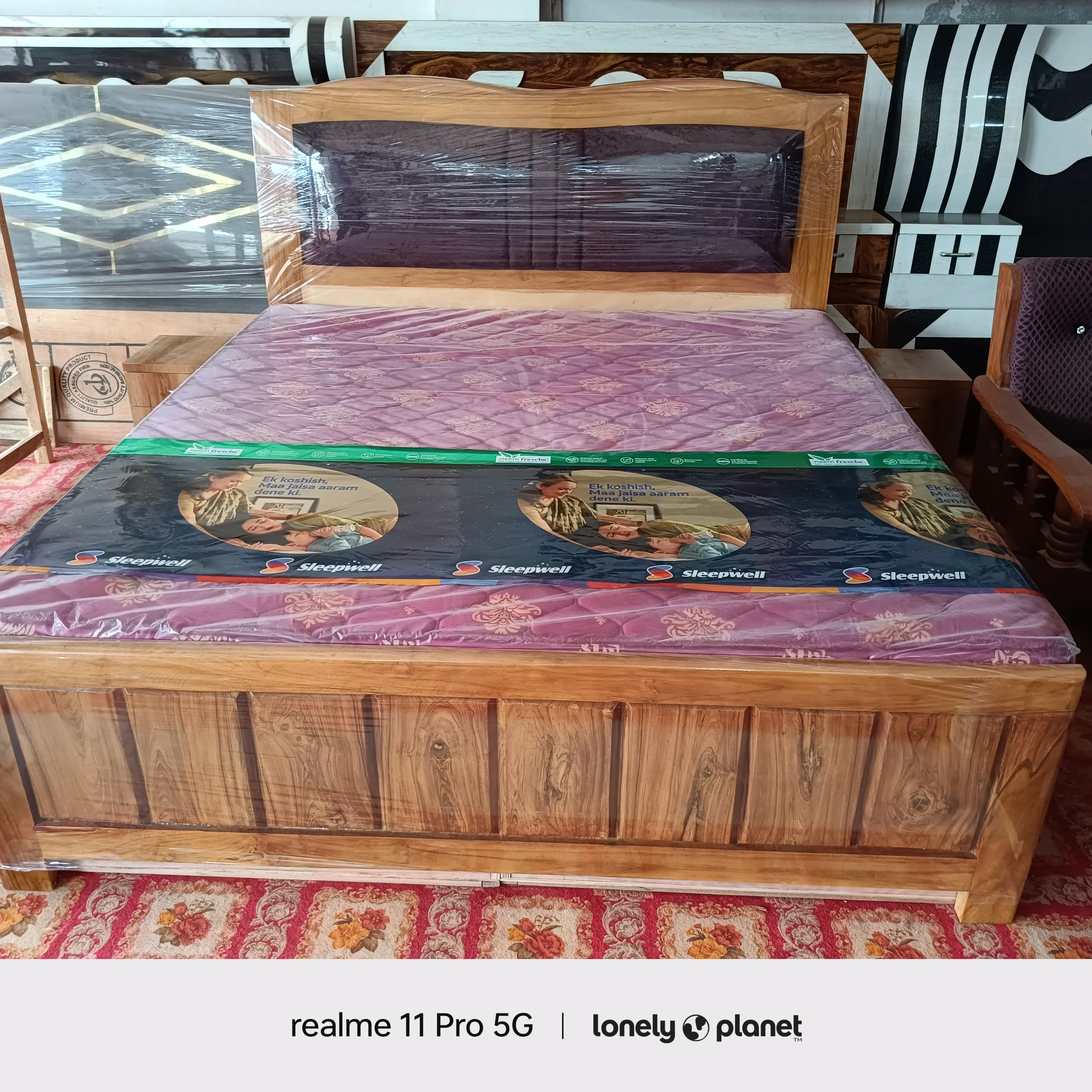 Hydraulic pump double bed-https://s3.ap-south-1.amazonaws.com/prod-media-vyaparify-com/vcards/products/64186/1000000897.jpg Image