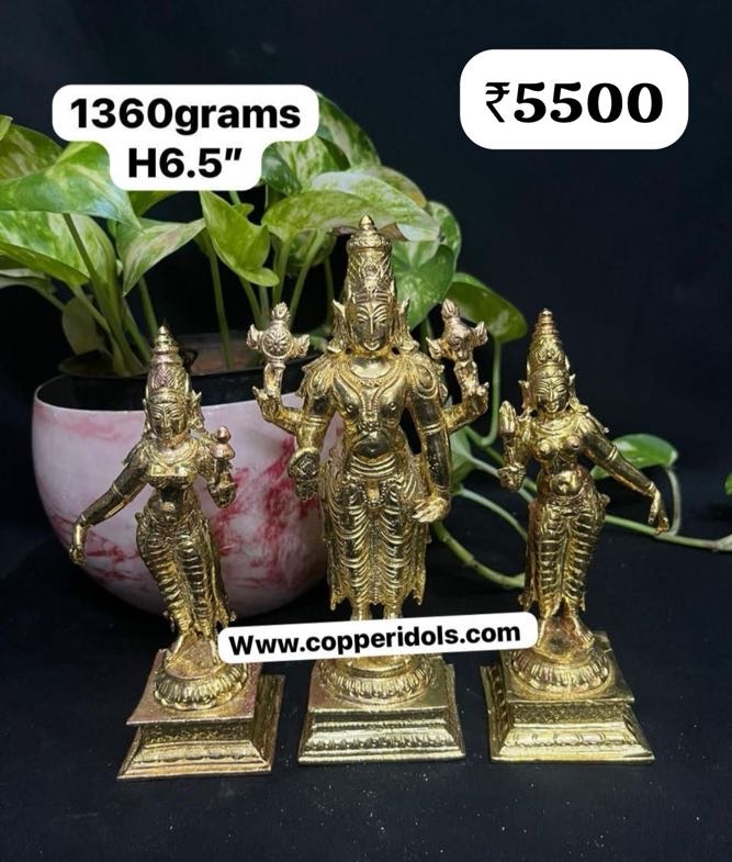 panchaloha idol of srinivasa with sridevi and bhudevi-https://s3.ap-south-1.amazonaws.com/prod-media-vyaparify-com/vcards/products/67170/5f3e7c99-6542-4178-a855-205bd9d40af6.jpg Image