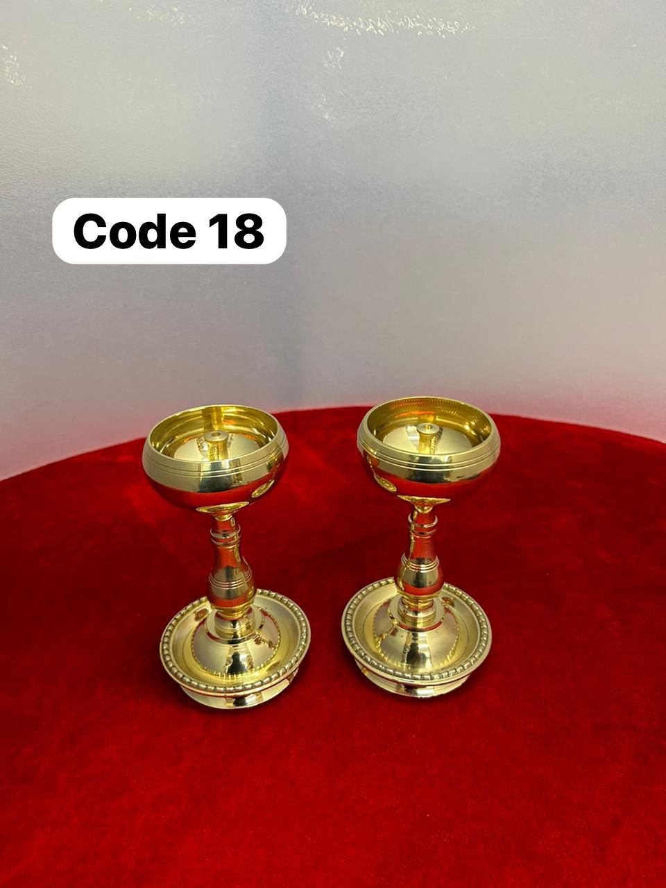 Panchaloha casted bowl lamps-https://s3.ap-south-1.amazonaws.com/prod-media-vyaparify-com/vcards/products/67247/90dc7640-f1eb-4d82-a600-0d22a812d355.jpg Image