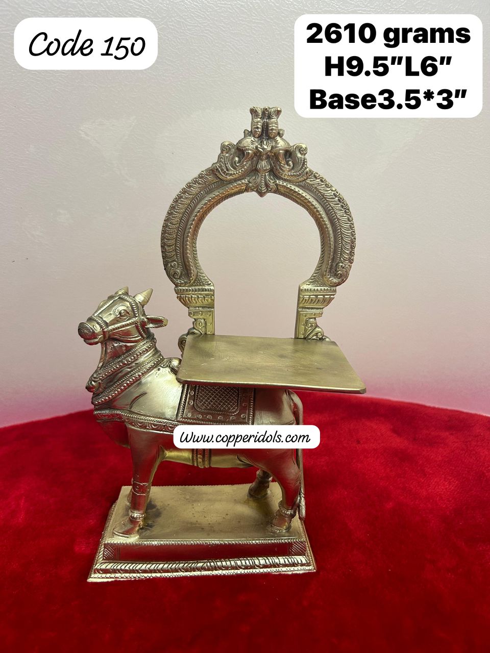 Panchaloha handcrafted nandhi vahana / nandi peeta with prabhavali-https://s3.ap-south-1.amazonaws.com/prod-media-vyaparify-com/vcards/products/69345/0068d014-d815-4964-b493-c1b4fed234f3.jpg Image