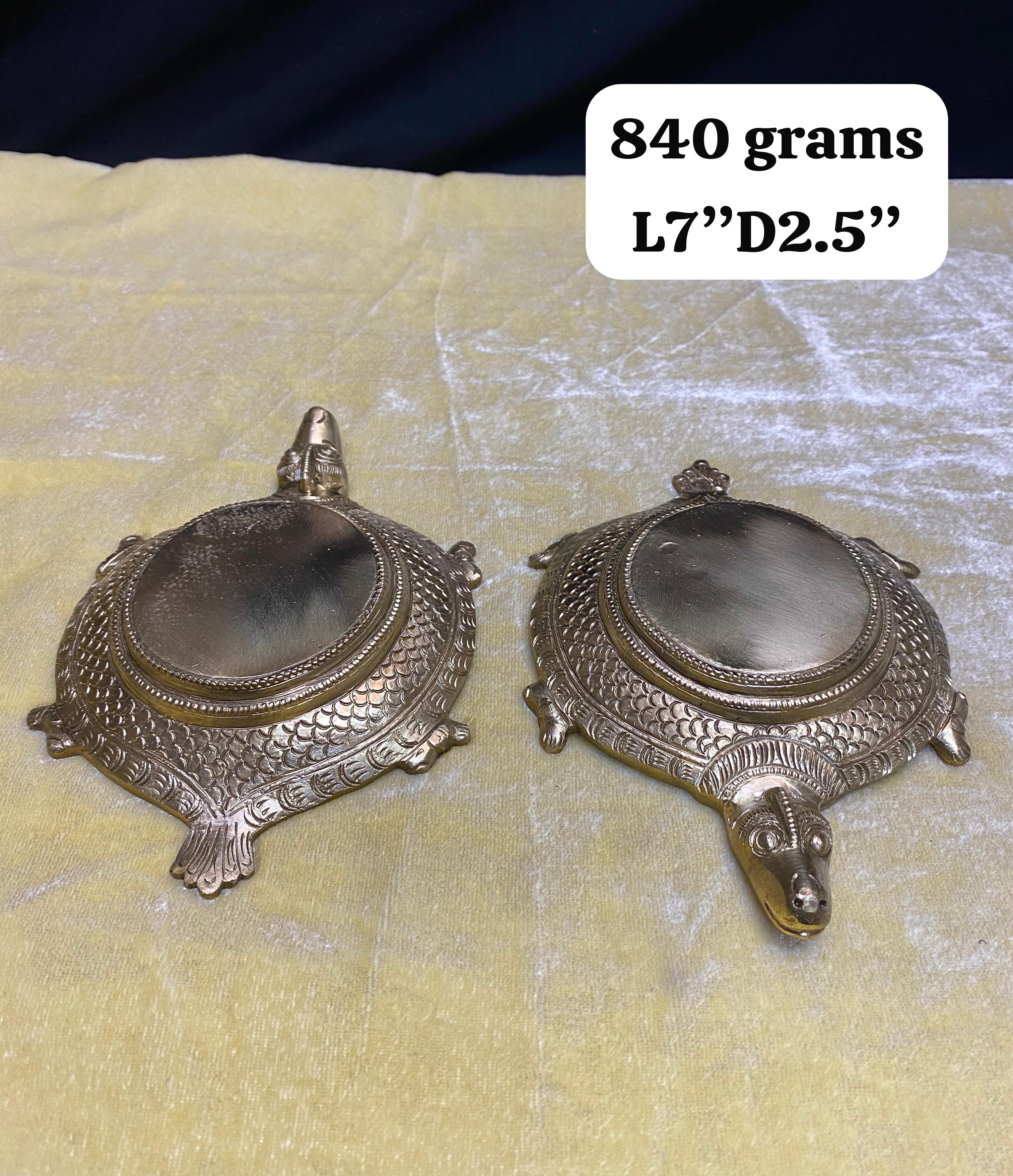 Panchaloha handcrafted Koorma peeta-https://s3.ap-south-1.amazonaws.com/prod-media-vyaparify-com/vcards/products/69388/1365e744-288c-4fca-b0a9-f55b27b9bc44.jpg Image