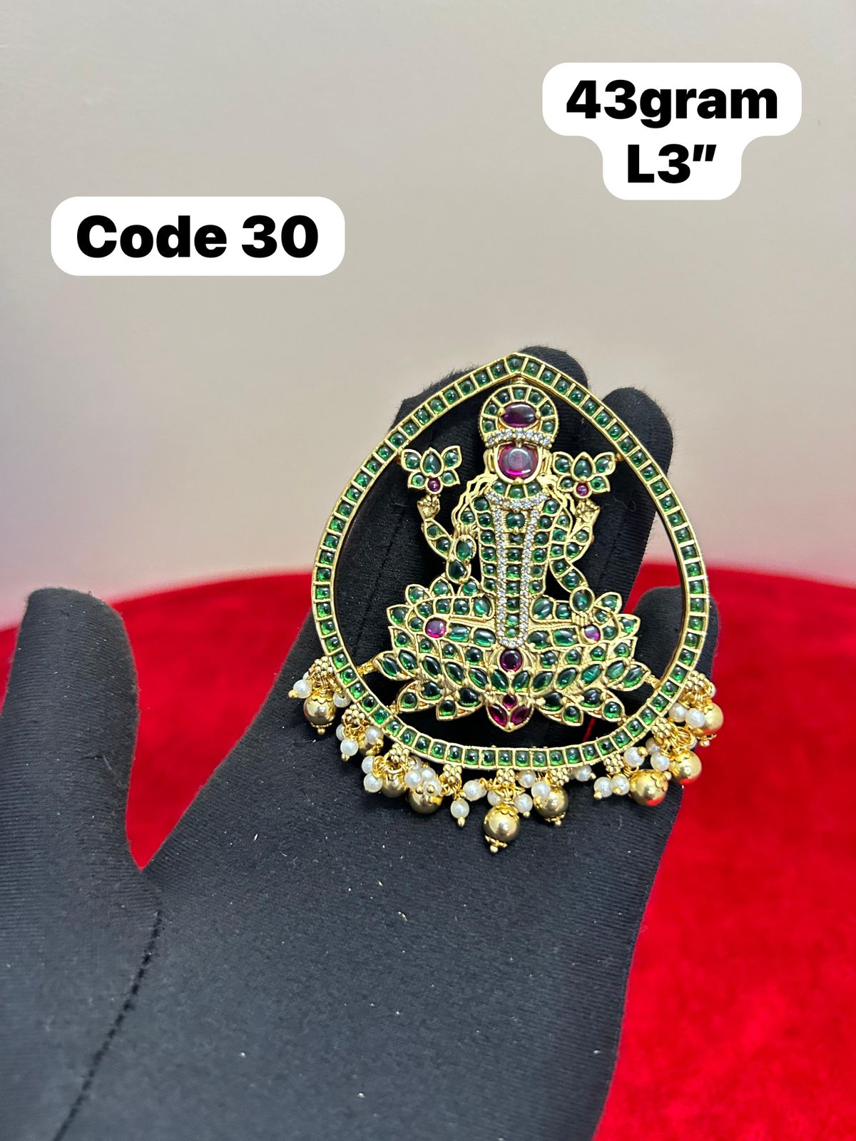 Panchaloha made Grand Lakshmi Pendant-https://s3.ap-south-1.amazonaws.com/prod-media-vyaparify-com/vcards/products/69882/ce569b79-f4a7-4163-82ea-de7fe6a04ced.jpg Image