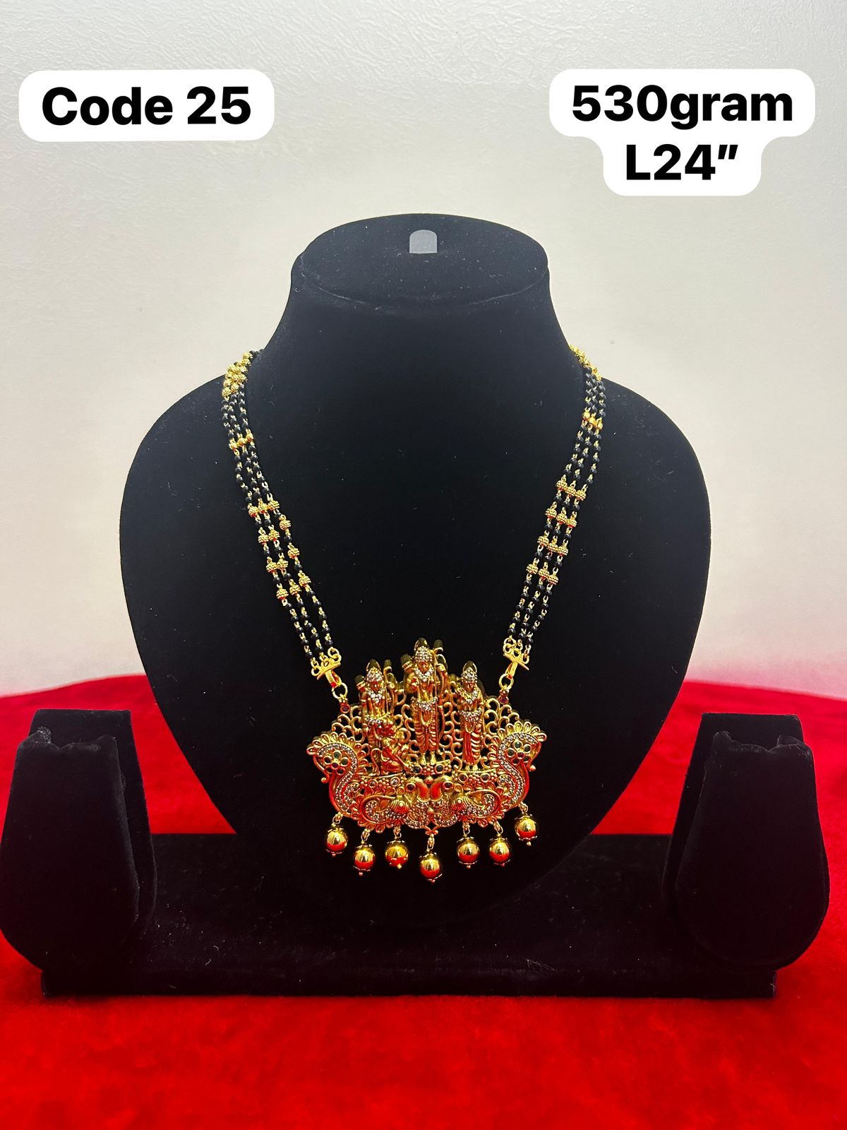 Panchaloha made gold polished gowri karimani chain/ grand jewellery set-https://s3.ap-south-1.amazonaws.com/prod-media-vyaparify-com/vcards/products/69938/1acac295-1da0-41cd-8418-3d72d4dbe237.jpg Image