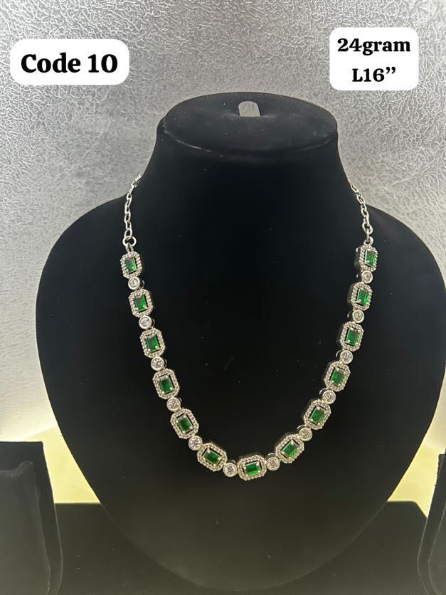 Panchaloha made gold polished Green stone choker necklace-https://s3.ap-south-1.amazonaws.com/prod-media-vyaparify-com/vcards/products/70304/a9b27d2e-9bb2-46d4-8d83-07f39f59d9bc.jpg Image