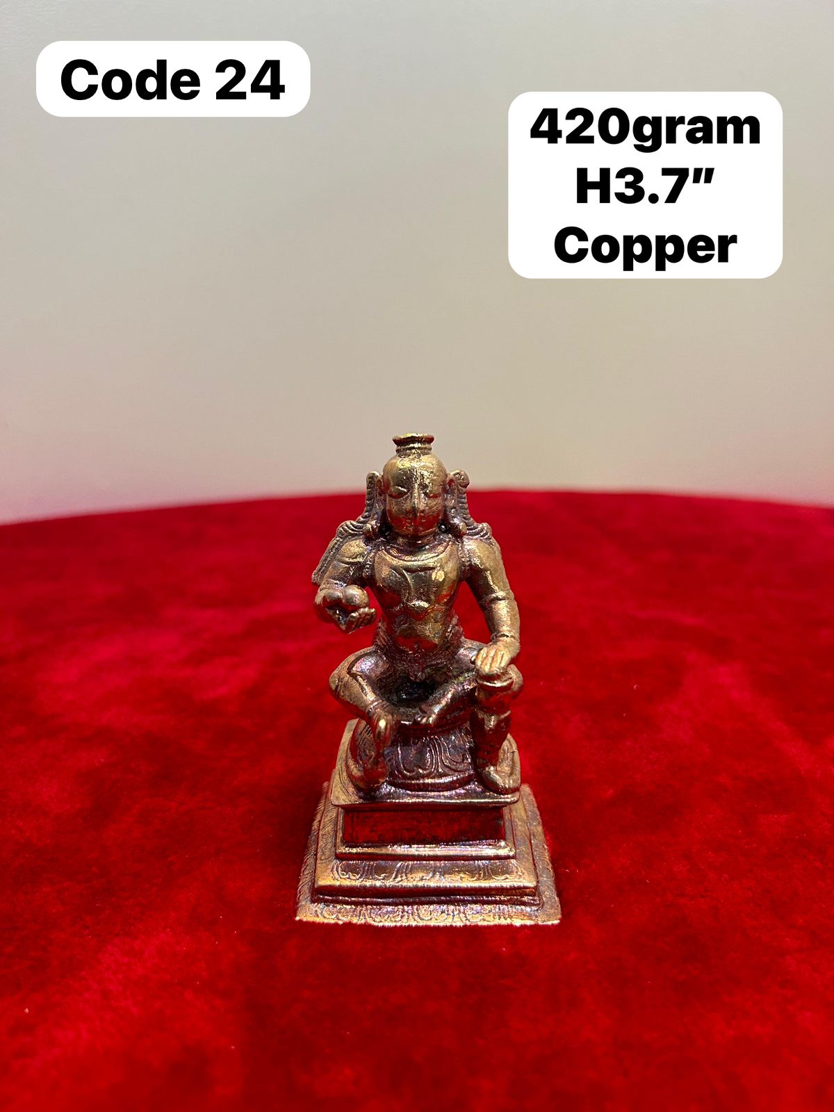 Copper made butter ball krishna-https://s3.ap-south-1.amazonaws.com/prod-media-vyaparify-com/vcards/products/70400/1ae3447d-1549-4f37-b367-41d01645020a.jpg Image