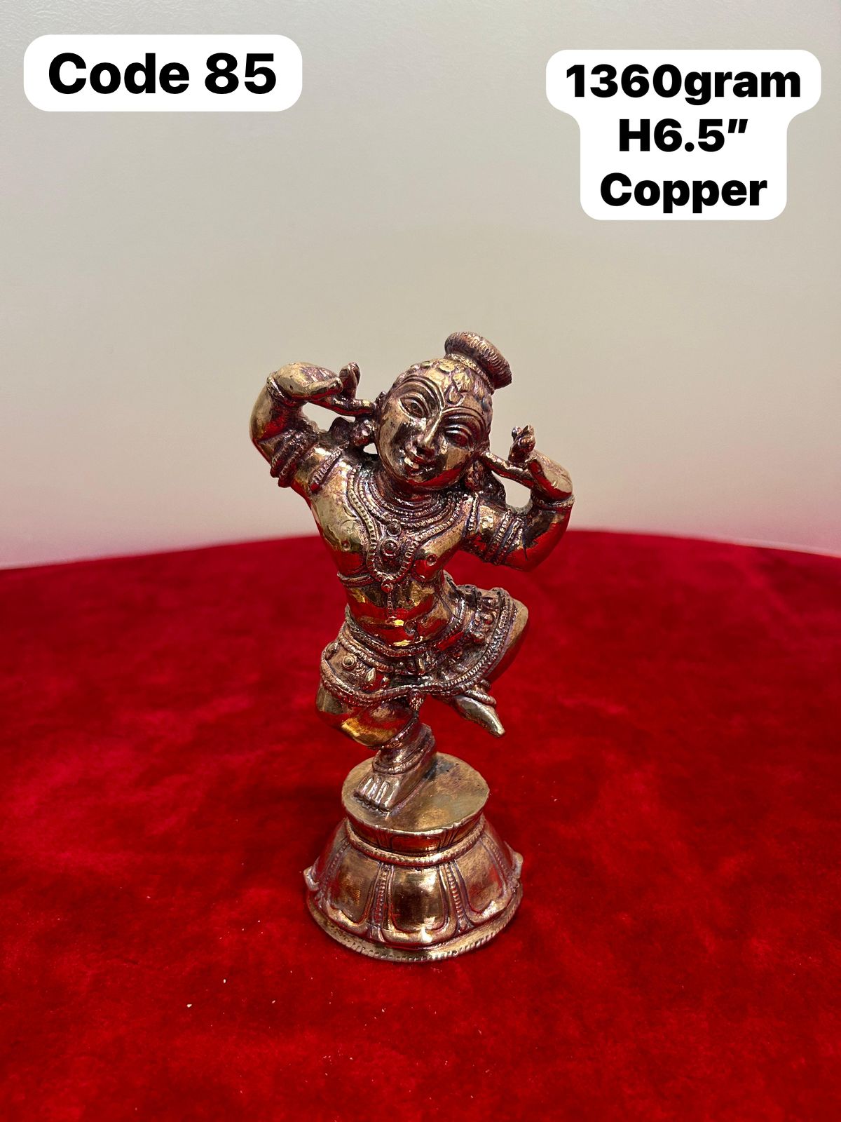 Copper made dancing krishna-https://s3.ap-south-1.amazonaws.com/prod-media-vyaparify-com/vcards/products/70410/b94bc851-ea24-44fc-8751-d0802cab8098.jpg Image