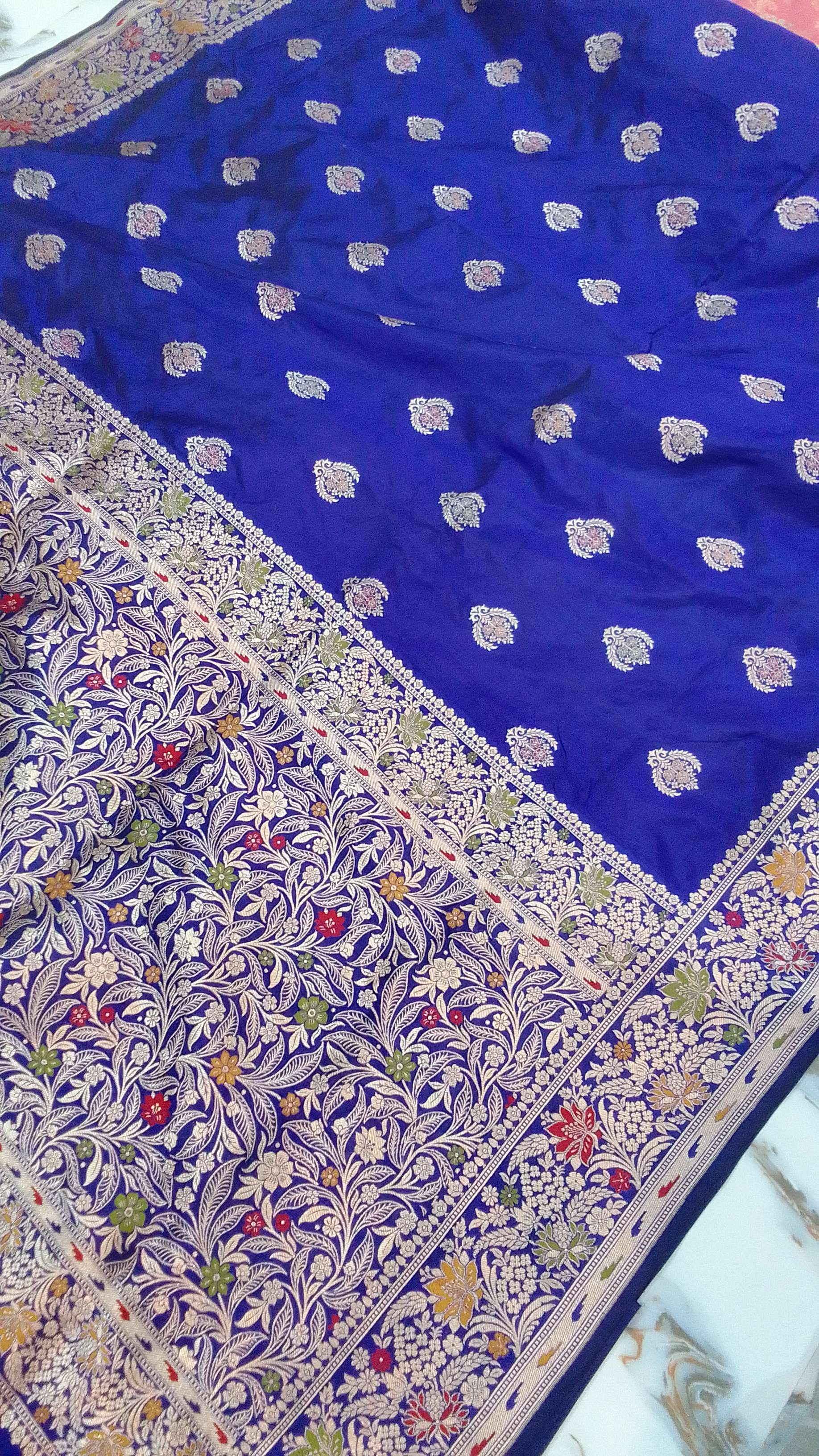 Elite banarsi saree-https://s3.ap-south-1.amazonaws.com/prod-media-vyaparify-com/vcards/products/75081/IMG_20241001_123924.jpg Image