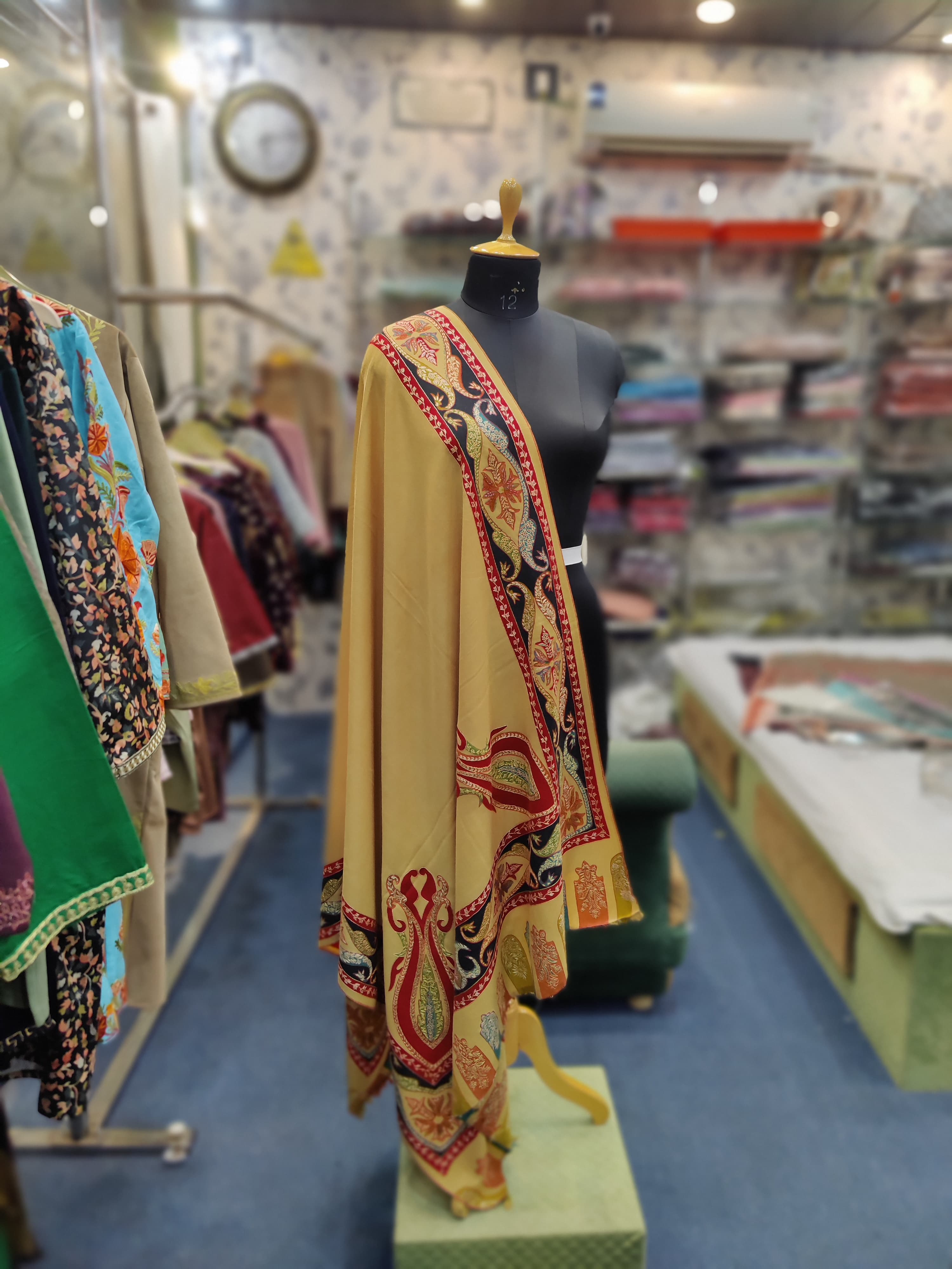 SEMI PASHMINA SHAWL FOR BRIDES-https://s3.ap-south-1.amazonaws.com/prod-media-vyaparify-com/vcards/products/94578/IMG-20241201-WA0026.jpg Image