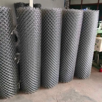 Chain Link Fencing-Galvanized Wire-https://s3.ap-south-1.amazonaws.com/prod-media-vyaparify-com/vcards/products/98685/product_1733806857.png Image