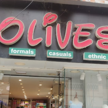 OLIVES 9886022015
