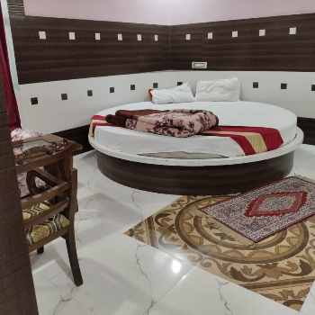 Deluxe Rooms | HOTEL SHAHANSHAH R AND R RESTAURANT | Motihari Road Darbhanga, Nh-57, Bypass, Near Sudha Dairy Plant,