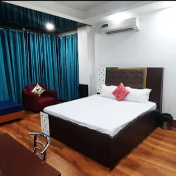 The Superior King Suite | THE PALM SUITES | The Palm Suites 67 Rajgarh Road Opposite By Lane 8