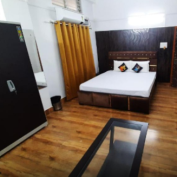 King room | THE PALM SUITES | The Palm Suites 67 Rajgarh Road Opposite By Lane 8