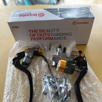 Brembo Full kit TN36 FRIENDS AUTO ACCESSORIES TN36 Friends Auto & Accessories 504 , Mysore Trunk Road North Sathyamangalam, Erode District , TAMIL NADU 638402 India