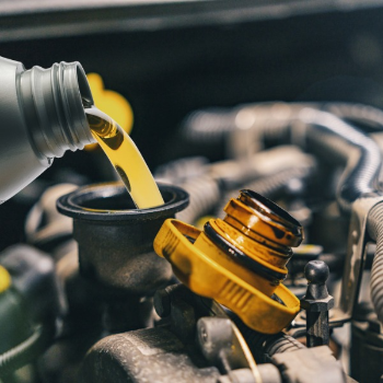 Gear Oil Change & Transmission Service – Two Wheeler Service in Manikonda Hyderabad MOTO GARAGE MOTO GARAGE 8 1 403 6 LAXMAN NAGAR SHAIKPET CIRCLE 18 CIRCLE LAXMAN NAGAR KAMAN 500008