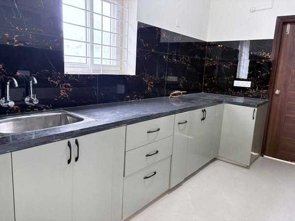 3 BHK Flat for Rent in Madhapur ayyappa society Hyderabad