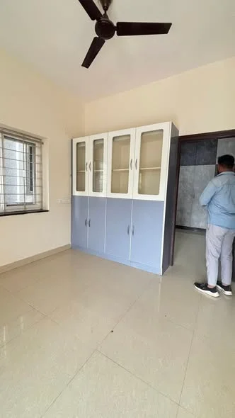 2 BHK Flat for Rent in kondhpur Sri ram Nagar colony and Raghavendra Colony and RTO office Masjid Banda area