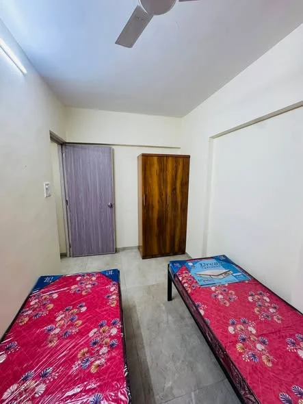 Single Occupancy in 2 BHK Flat for Rent in Jogeshwari w near by veera desai nesco nirlon JP morgan IT park Oshiwara metro