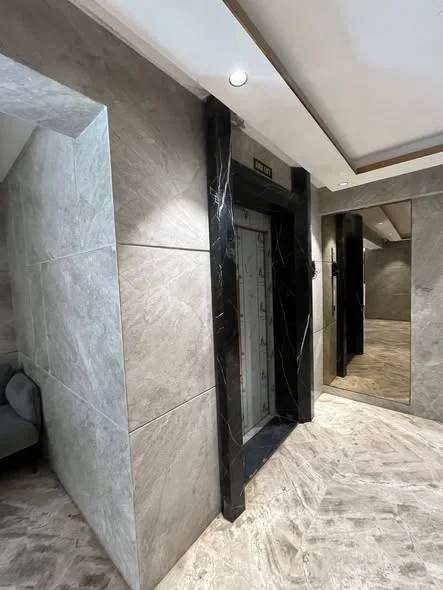 Single Occupancy in 2 BHK Flat for Rent in Jogeshwari w near by veera desai nesco nirlon JP morgan IT park Oshiwara metro