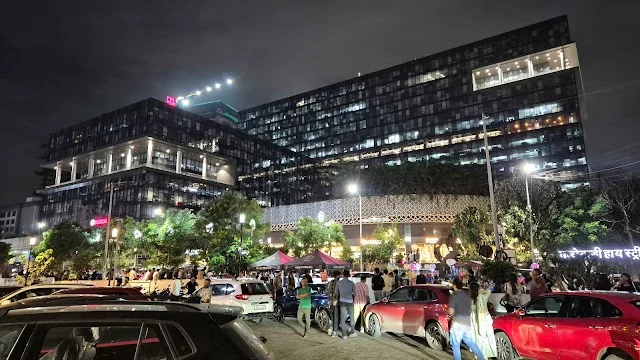 Office Space for Rent in Balewadi High Street