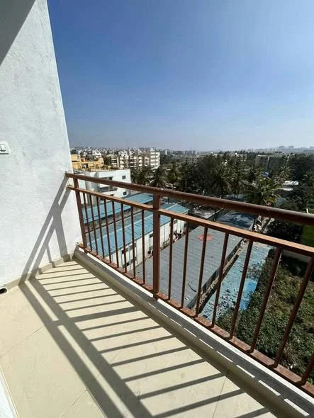 2 BHK Flat for Rent in walkable distance From prestige tech park