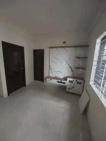 1 BHK Flat for Rent in Ecc Road