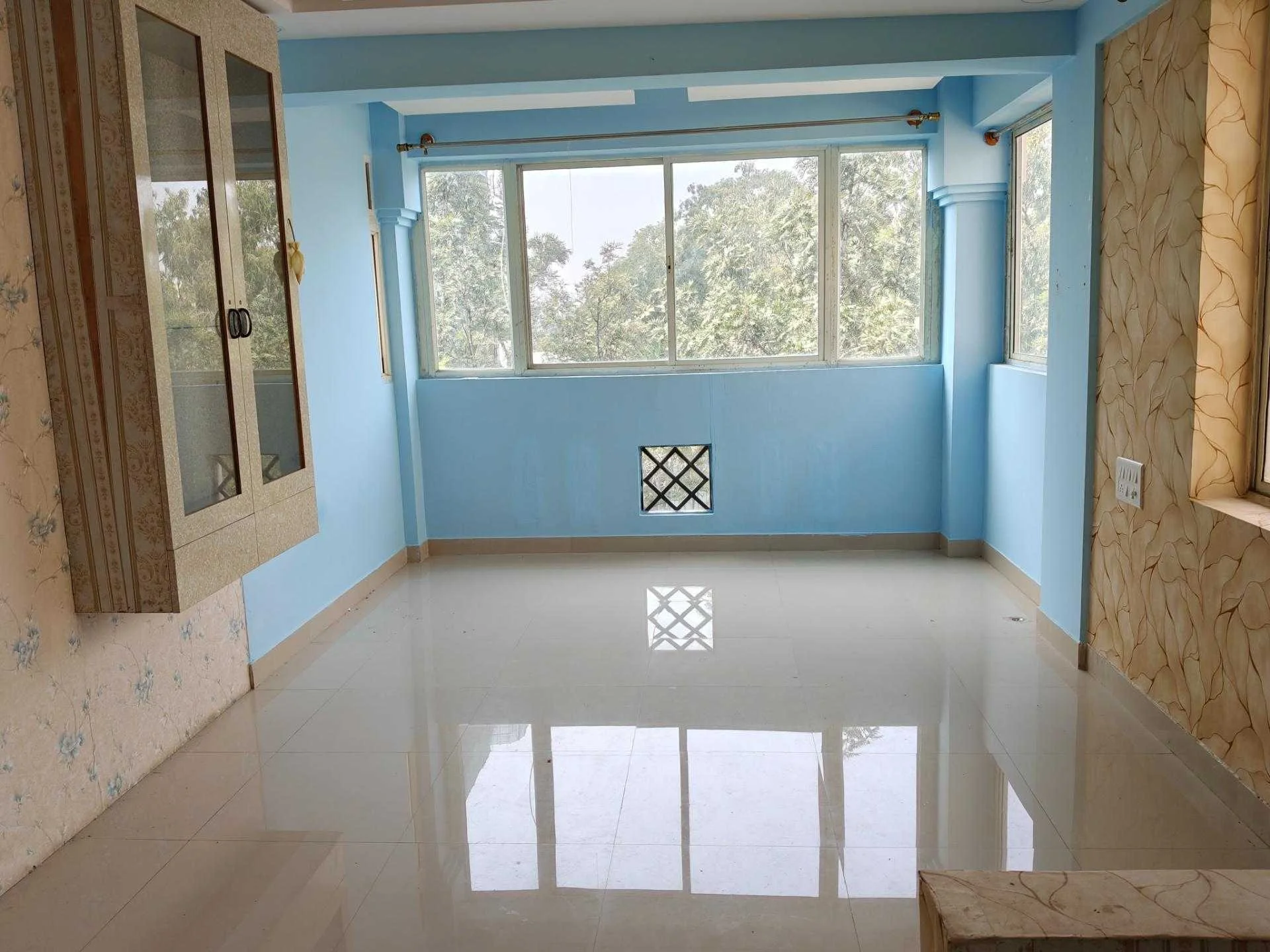 2 BHK Flat for Rent in Malibu Enclave