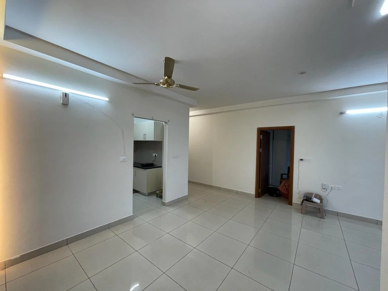 3.5 BHK Flat for Rent in Bannerghatta Road