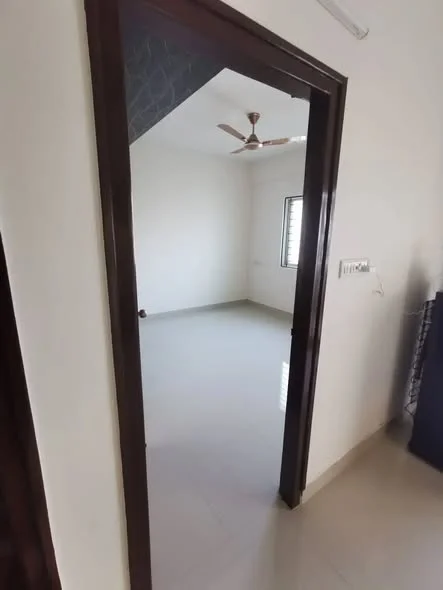 2 BHK Flat for Rent in ITPL - 3/4 Kms Hope Farm Signal - 1 kmMVJ Engg College - Exactly behind the apartment