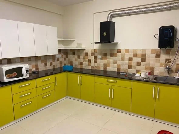 3 BHK Flat for Rent in DSR Sunrise Towers