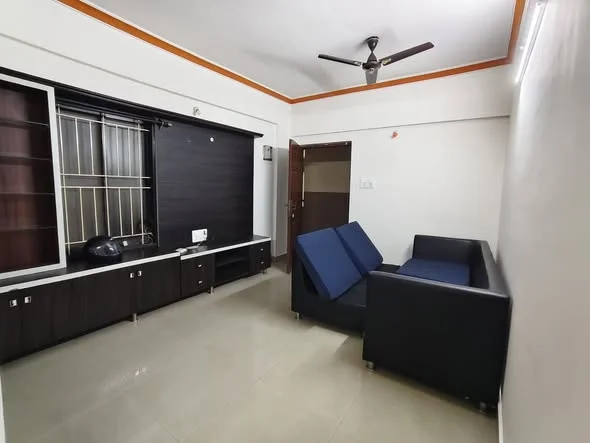 2 BHK Flat for Rent in Moonstone Park