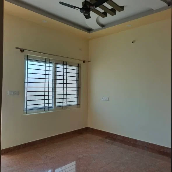 2 BHK Flat for Rent in kudlu gate near hsr 3km