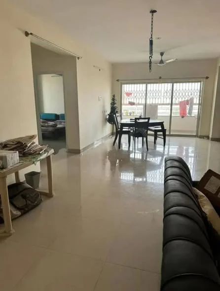 Single Occupancy for Female in 3 BHK Flat for Rent in SMR Vinay Galaxy