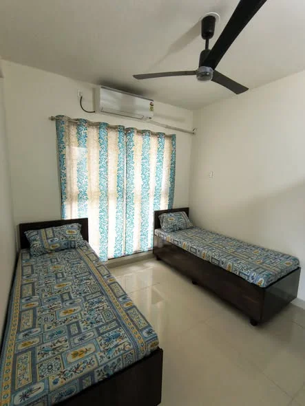 Double Occupancy in 2 BHK Flat for Rent in WORLI